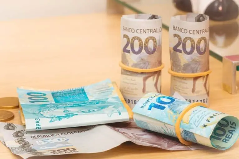 dinheiro retirada saque beneficios notas