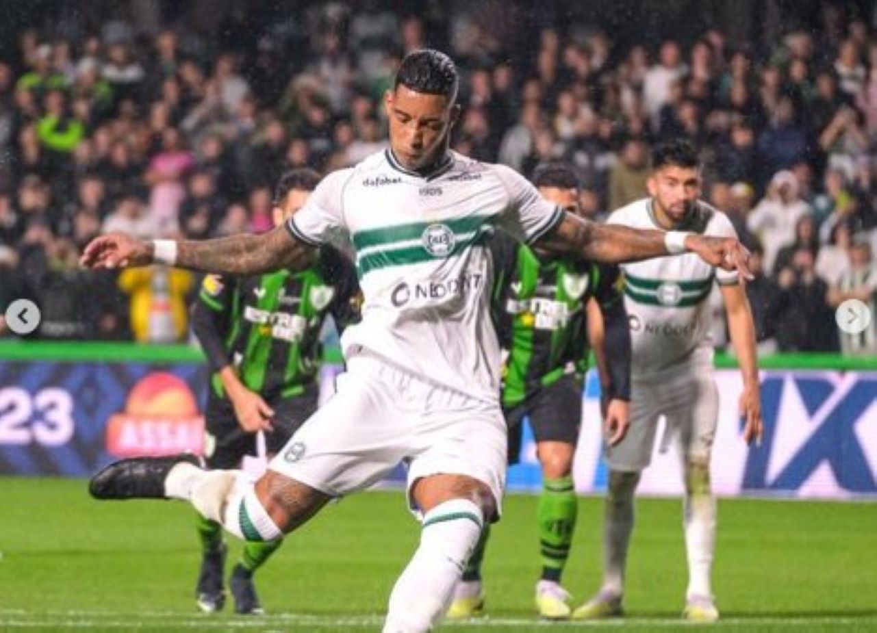 ALEF MANGA CORITIBA