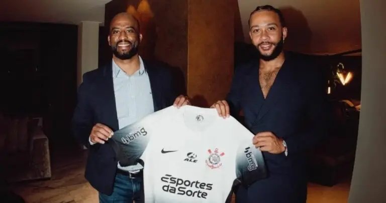 DEPAY CORINTHIANS