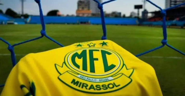 ESCUDO MIRASSOL