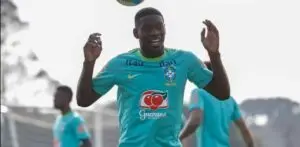 Dorival Júnior promove Luiz Henrique e Marquinhos para duelo decisivo contra o Equador