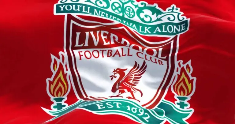 Arne Slot cobra desempenho máximo do Liverpool para confronto com Bologna