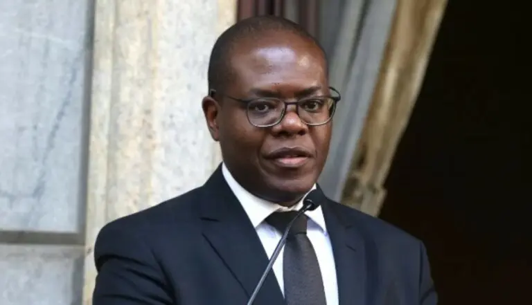 Silvio almeida