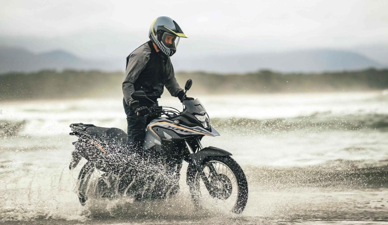 XRE MOTO