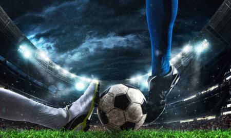 futebol-bola-jogador-falta