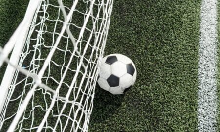 jogo de futebol