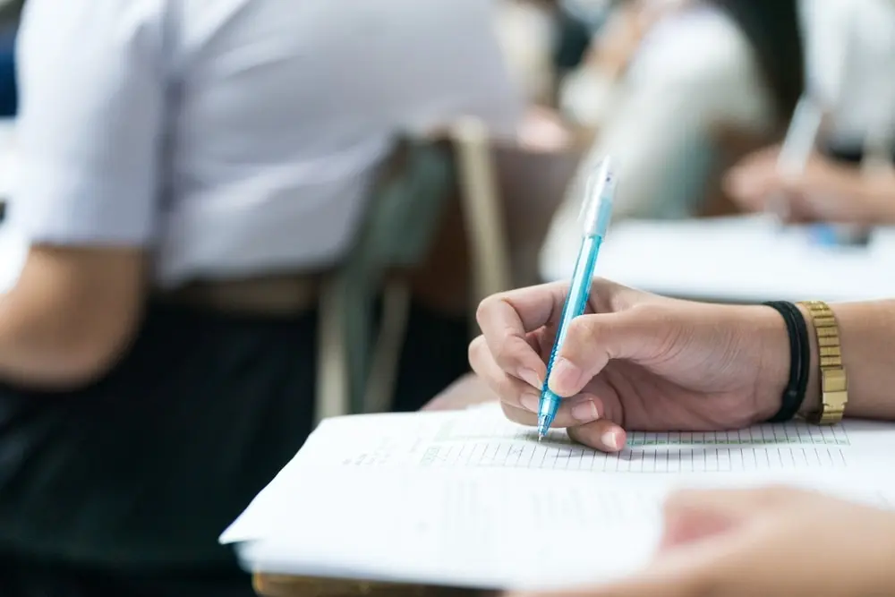 prova estudante enem gabarito encceja