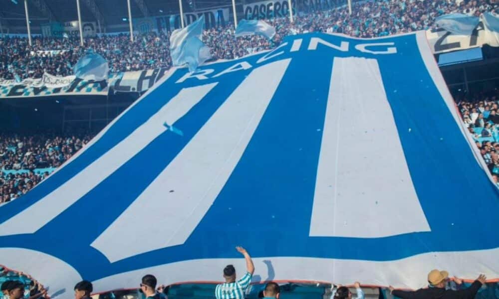 Racing goleia Athletico-PR por 4 a 1 e garante vaga nas semifinais da Sul-Americana