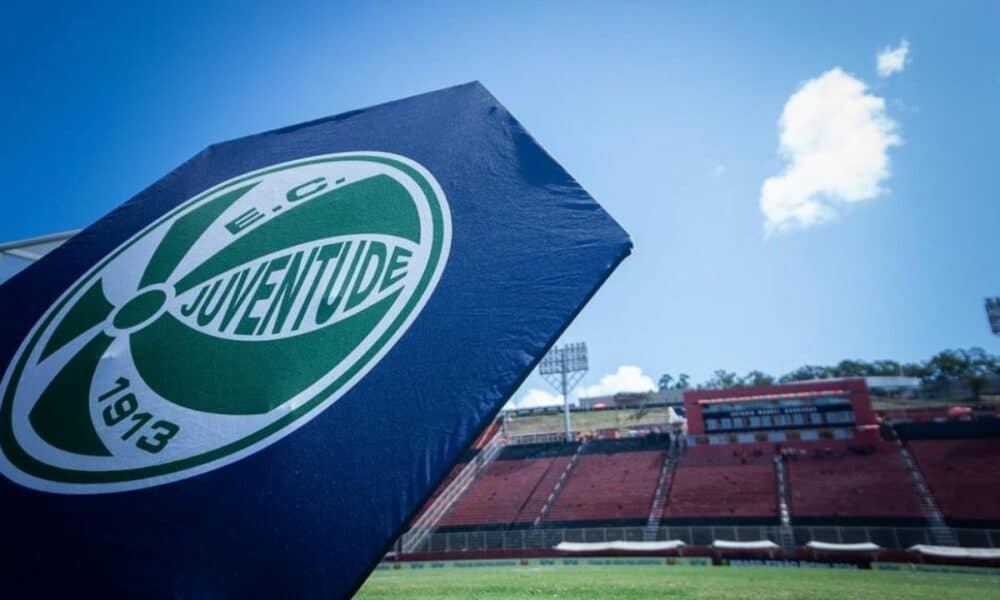 Juventude e Ceará empatam em 1 a 1 com gols de Aylon e Mandaca no Alfredo Jaconi em primeiro tempo disputado