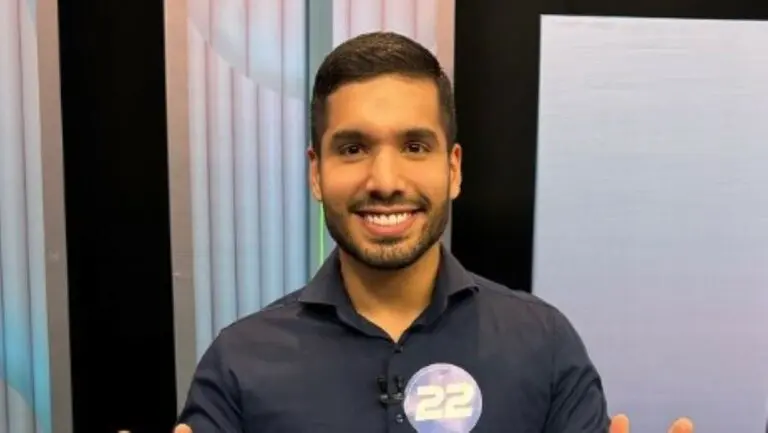 André Fernandes