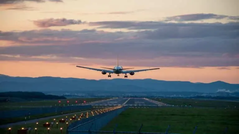 Avião