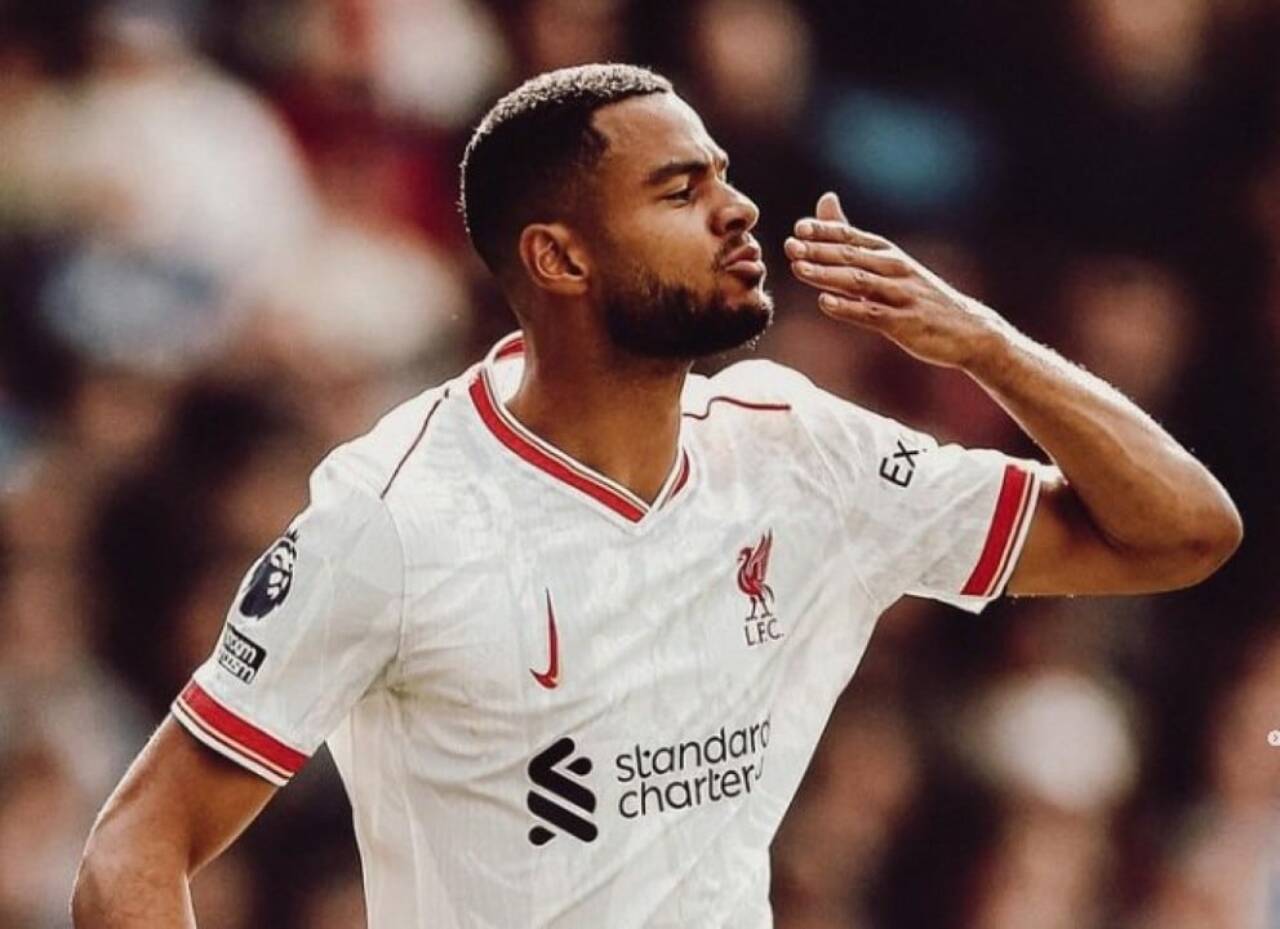 Gakpo marca mais um gol e amplia vantagem do Liverpool contra o Brighton aos 64 minutos