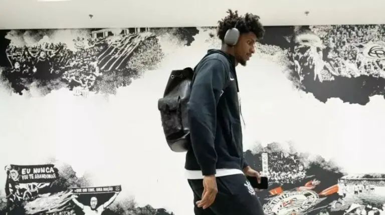 Hugo Souza Corinthians