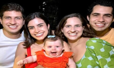 João Campos, Tabata Amaral, Maria Helena e seus pais