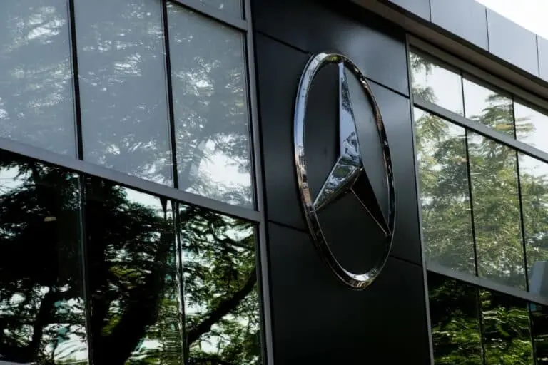 Mercedes