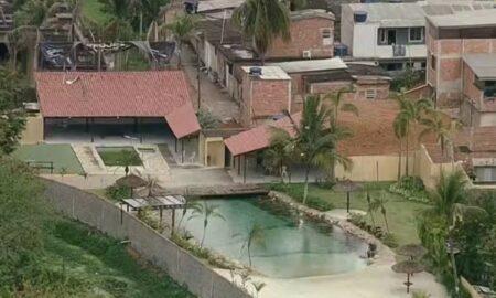Praia artificial no Complexo de Israel