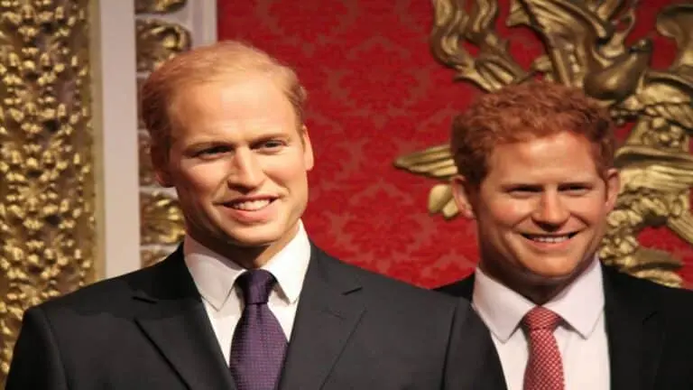 Príncipes William e Harry