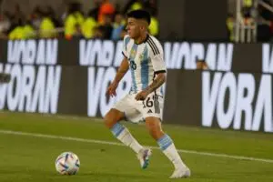 Almada retorna à seleção argentina e Botafogo perde seis jogadores para a Data-Fifa