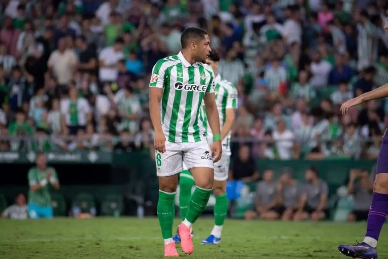 Vitor Roque Betis