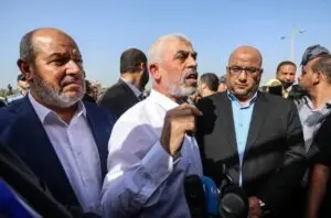 Morte de Yahya Sinwar, líder do Hamas, intensifica tensões no Oriente Médio