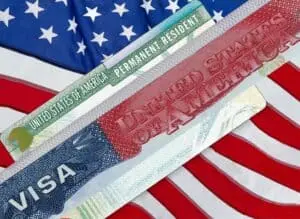 Suprema Corte dos EUA amplia poderes do governo em processo de imigração sobre portadores de green card
