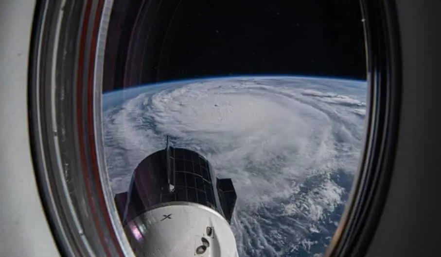 furacao espaço space x