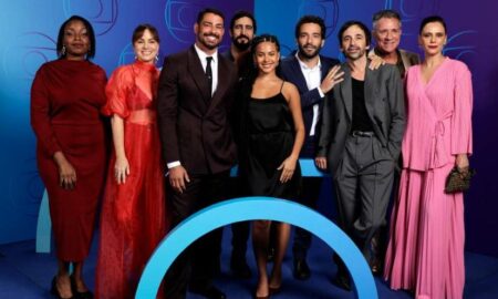 Da esq., Belize Pombal, Karine Teles, Cauã Reymond, Renato Góes, Bella Campos, Humberto Carrão, Julio Andrade, Luis Salem e Malu Galli