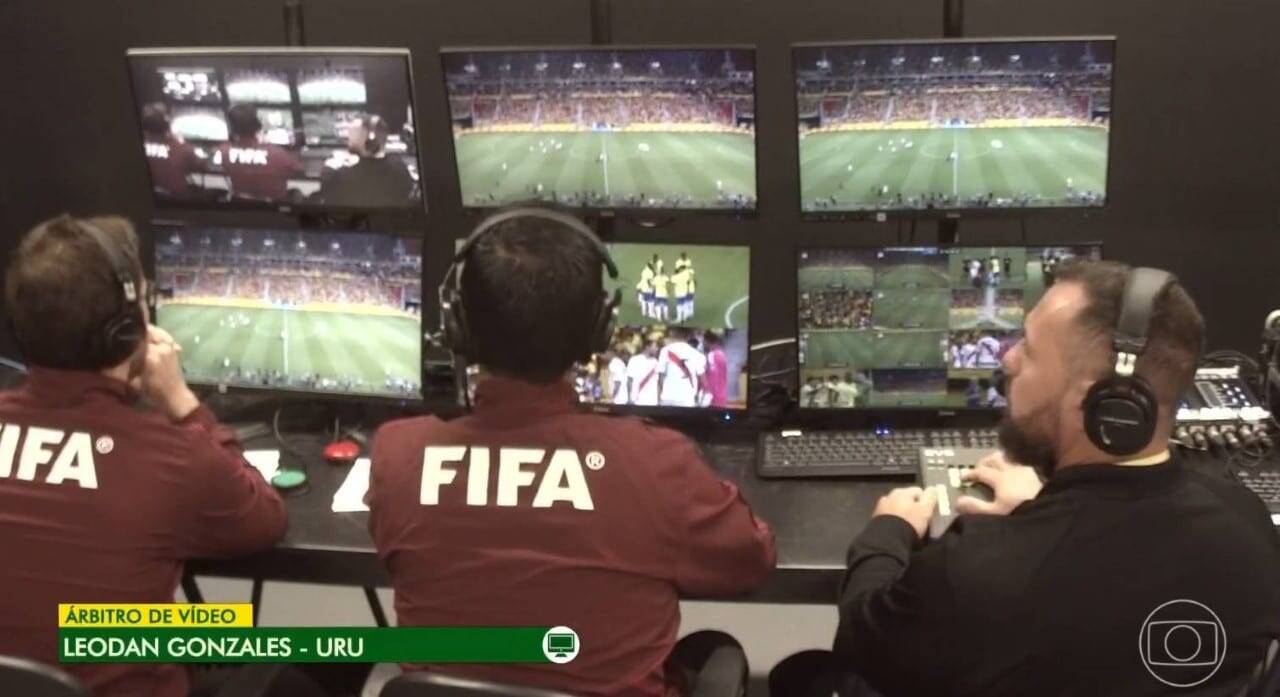 Peru tem gol anulado por impedimento, e jogo segue empatado contra o Brasil!