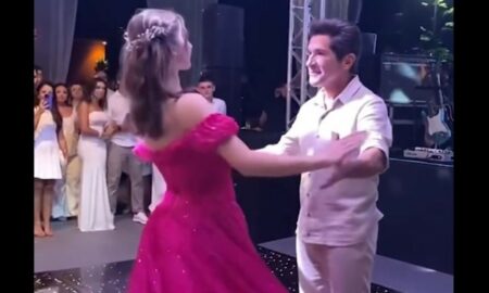 Cantor Daniel com a filha Lara