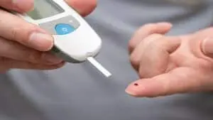 일주일 동안 혈당을 줄이면 신진대사가 조절되고 신체의 인슐린 반응이 개선됩니다.