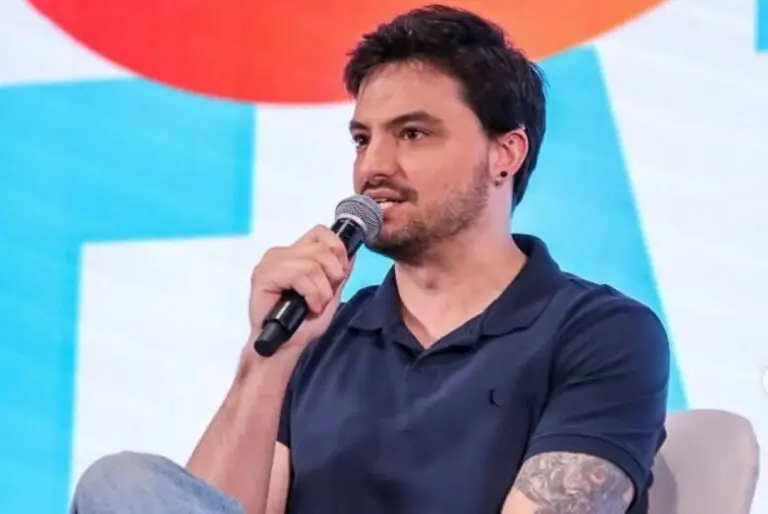 Felipe Neto
