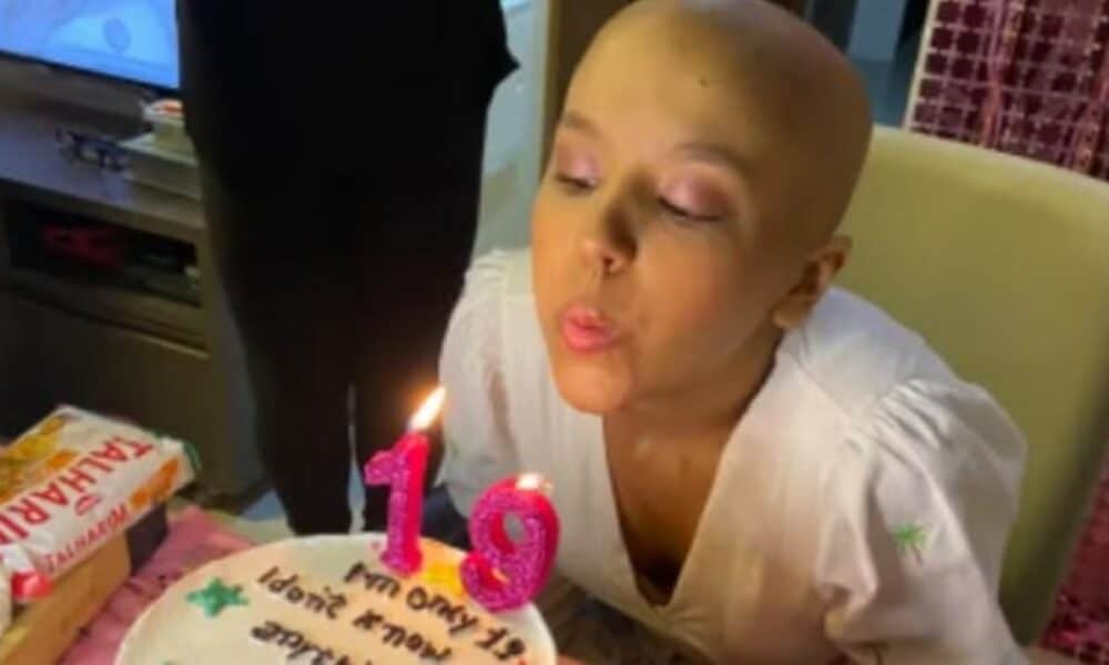 Jovem influenciadora que compartilhava batalha contra o câncer falece aos 19 anos