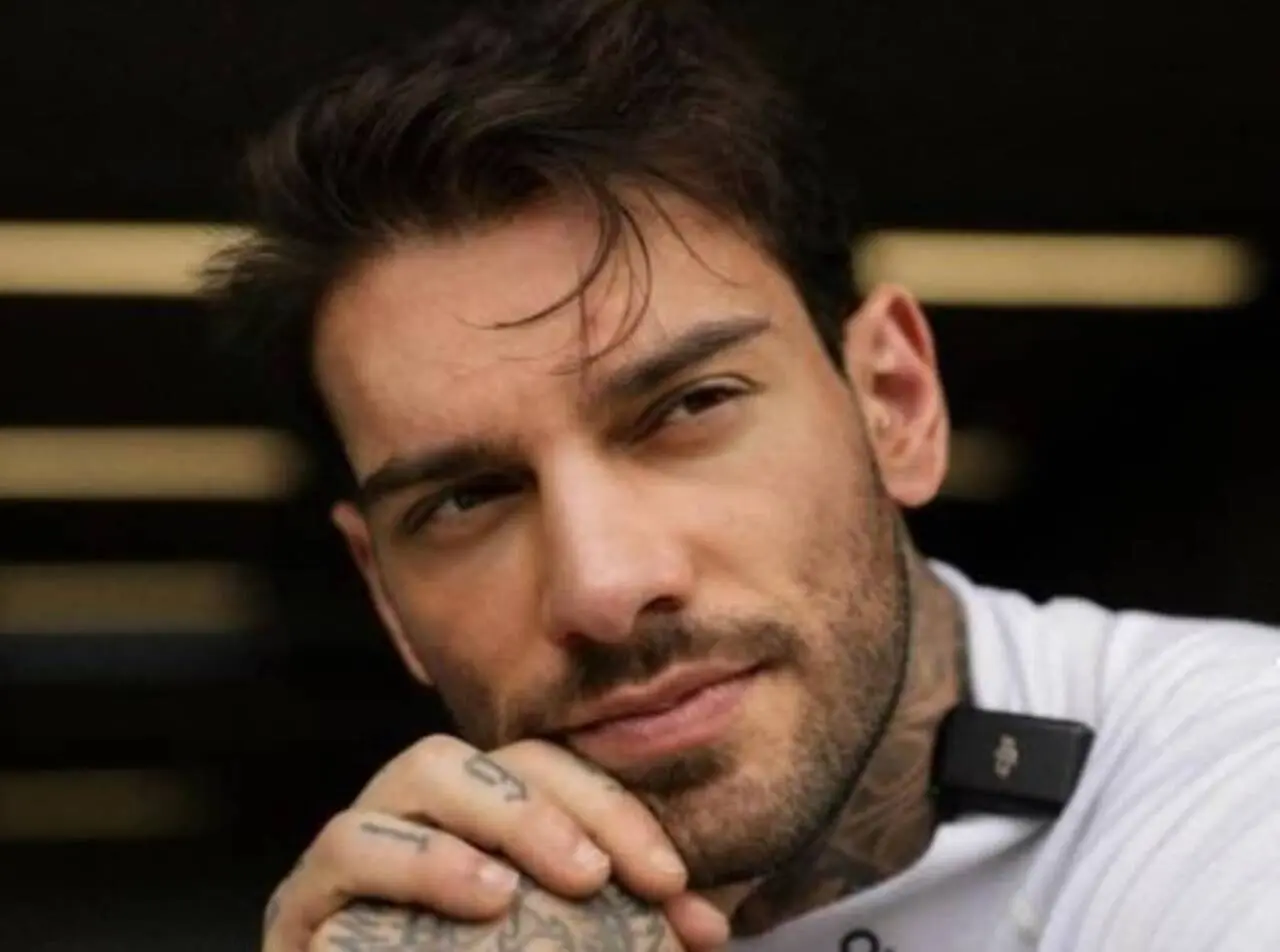 Lucas Lucco foto