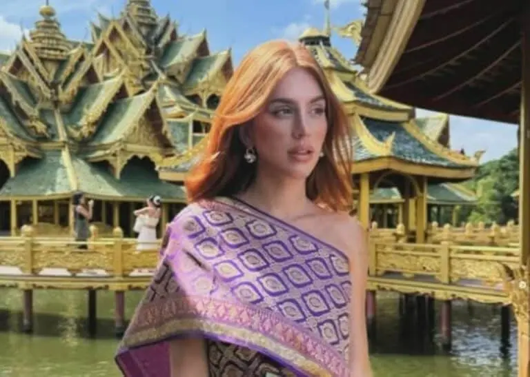 Mari Maria