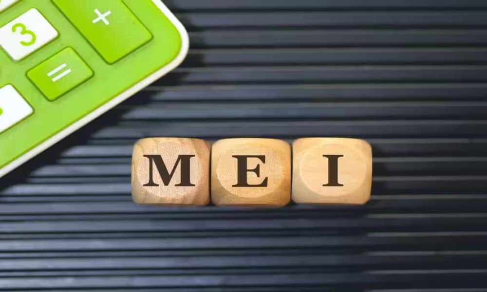 MEI ultrapassa teto de R$ 81 mil em 2025: como evitar multas e regularizar