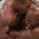 Mike Tyson morde a orelha de Evander Holyfield