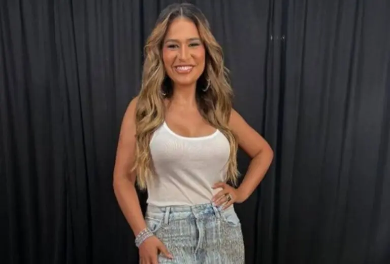Simone Mendes emociona o Grammy Latino com “Erro Gostoso” e celebra trajetória solo