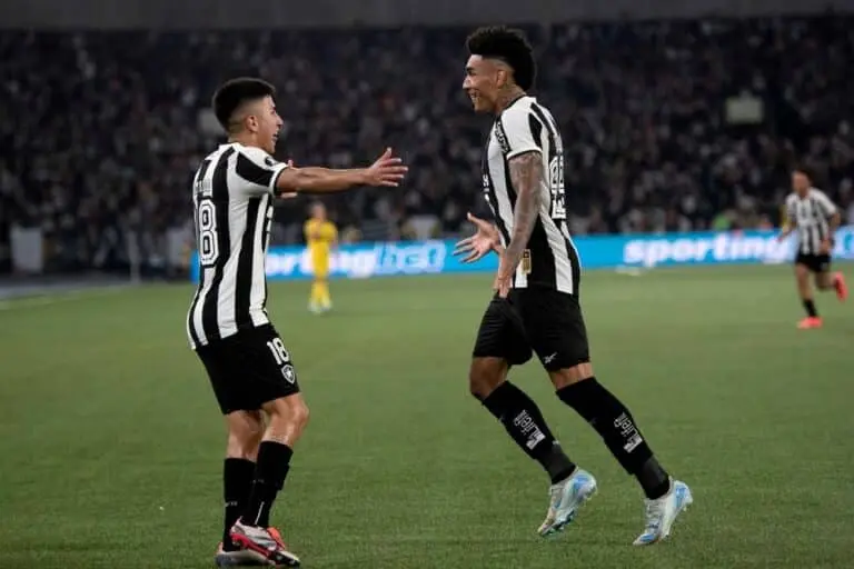 Thiago Almadae Igor Jesus Botafogo