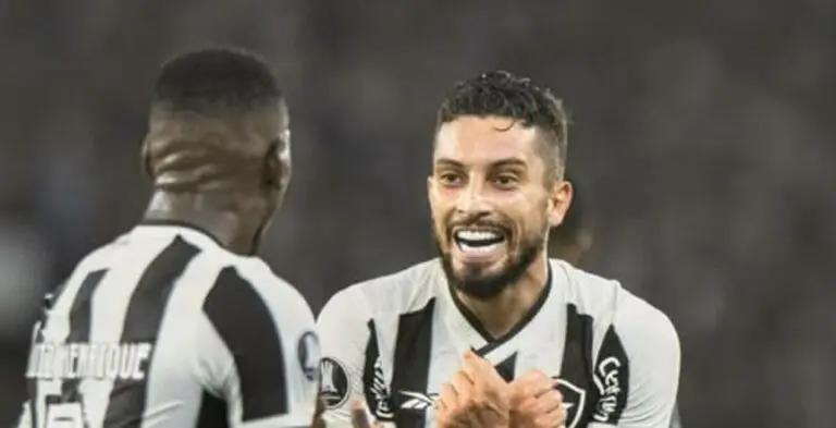 alex telles botafogo