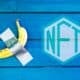 banana fixada na parede