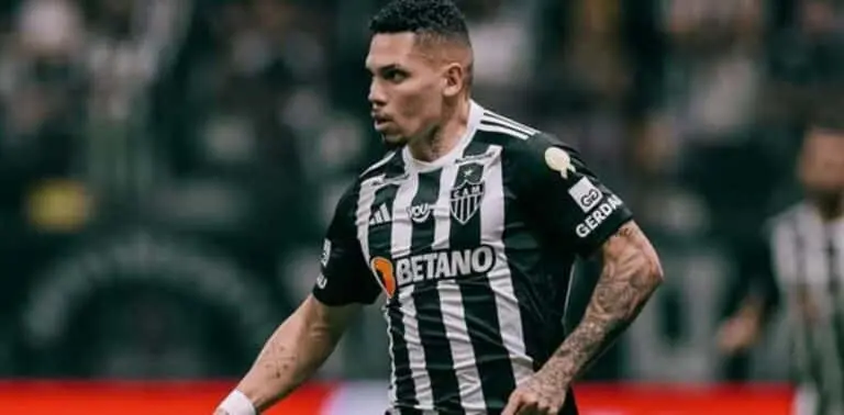 paulinho atletico