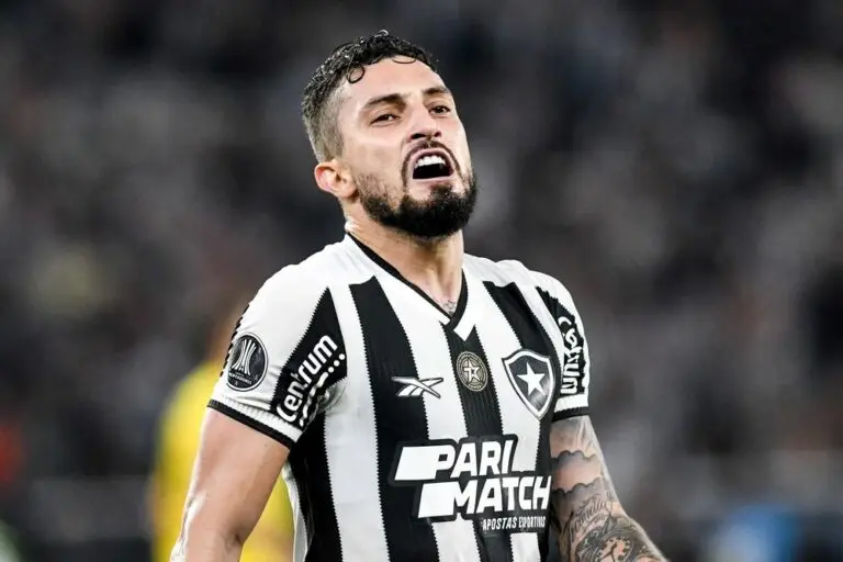 Alex Telles Botafogo