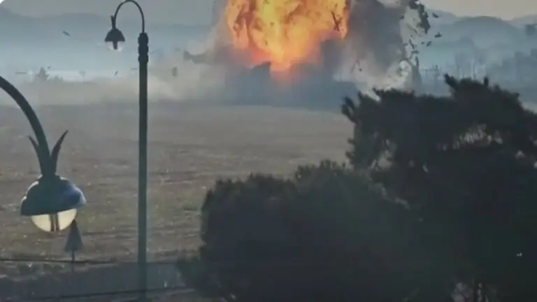 Avião explode na Coréia do Sul