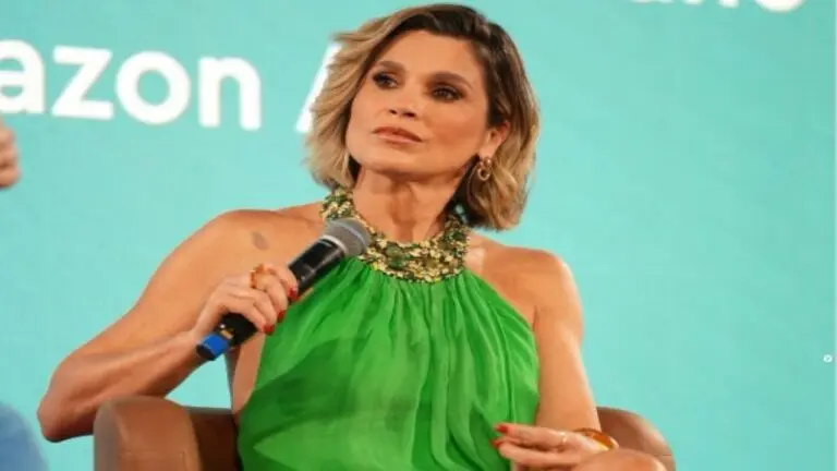 Flávia Alessandra