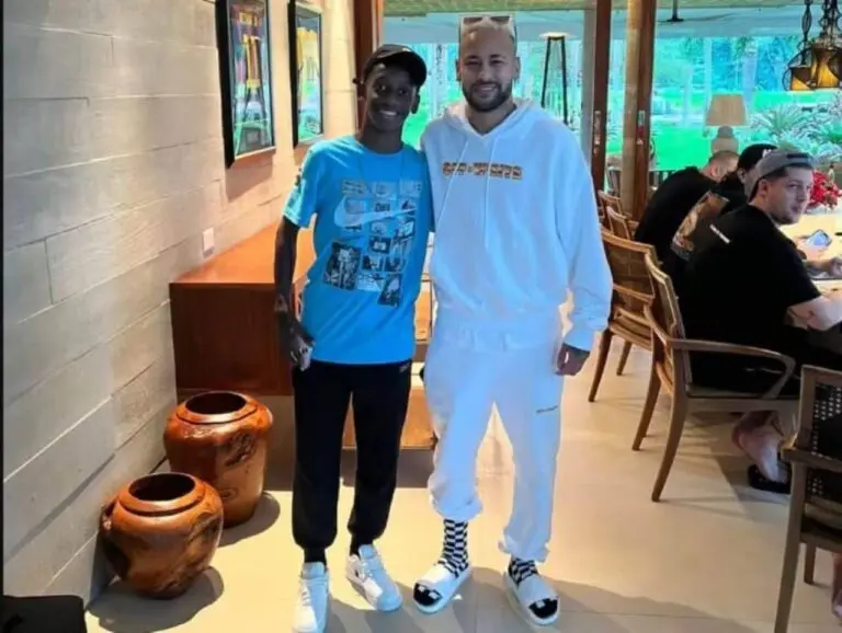 Gabriel Mec e Neymar