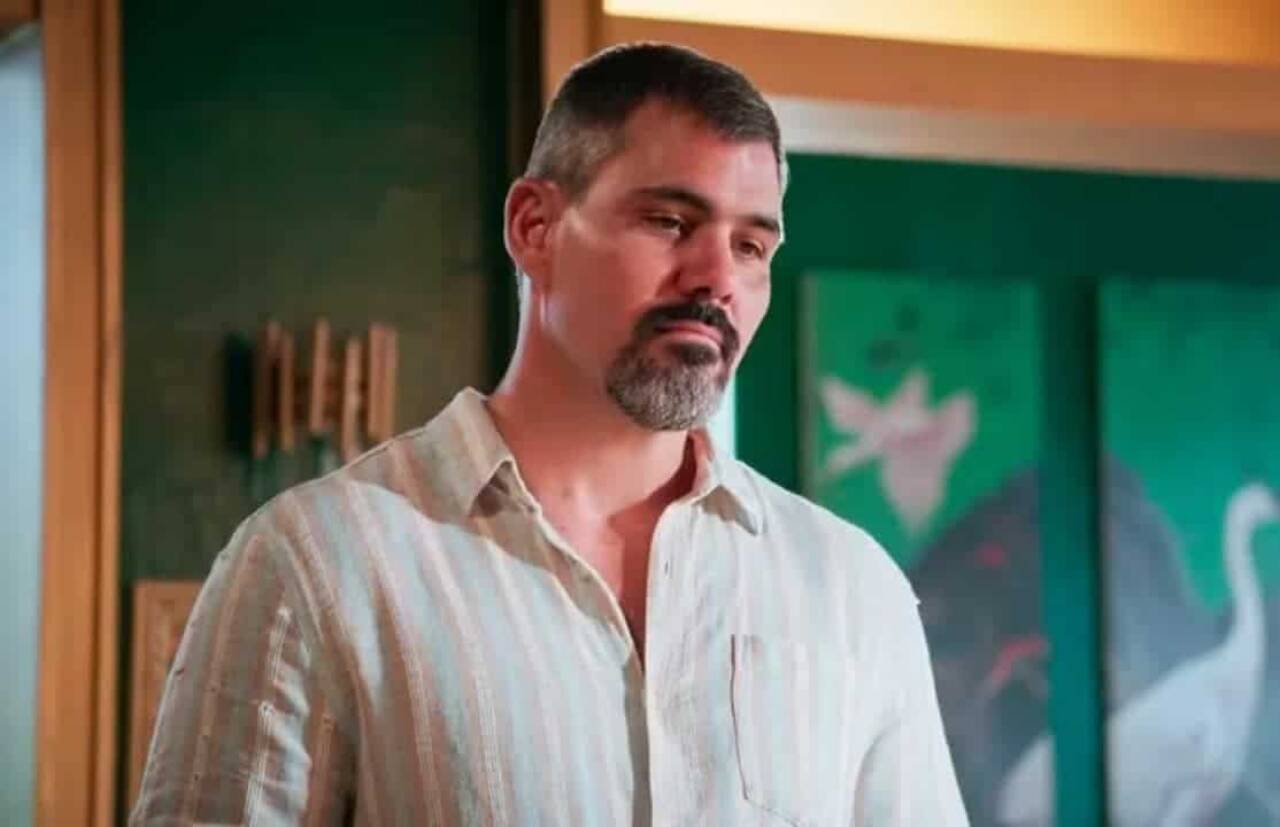 Jayme deixa mansão de luxo e Tereza enfrenta hostilidade em trama de Volta por Cima