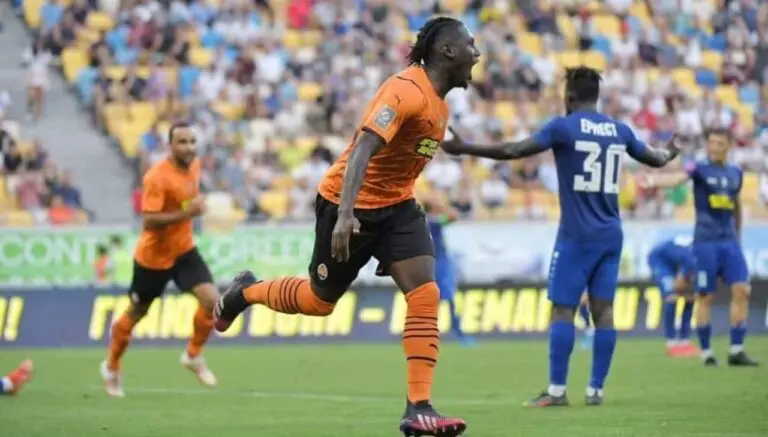 Flamengo avança em negociação com Lassina Traoré, destaque do Shakhtar Donetsk, avaliado em R$ 64 milhões