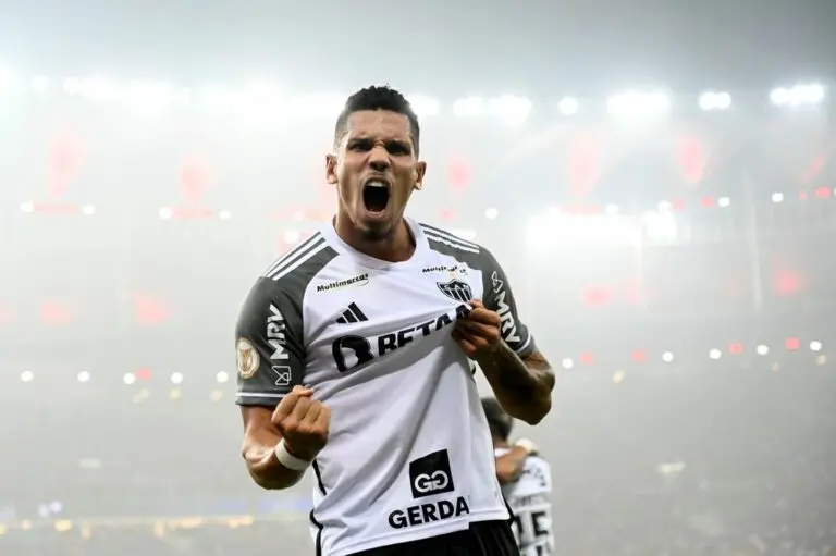 Paulinho Atlético-MG