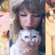 Taylor Swift e seus gatos