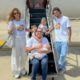 Virgínia surpreende mãe com viagem